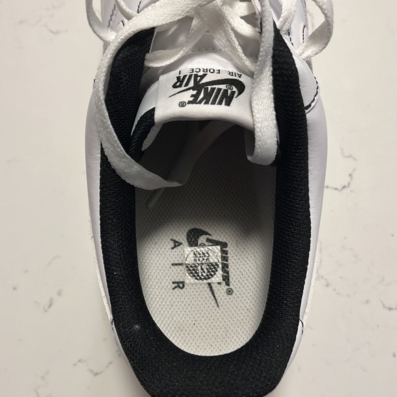 Nike Air Force 1 ‘07’ ‘Contrast Stitch’ - Picture 2 of 4